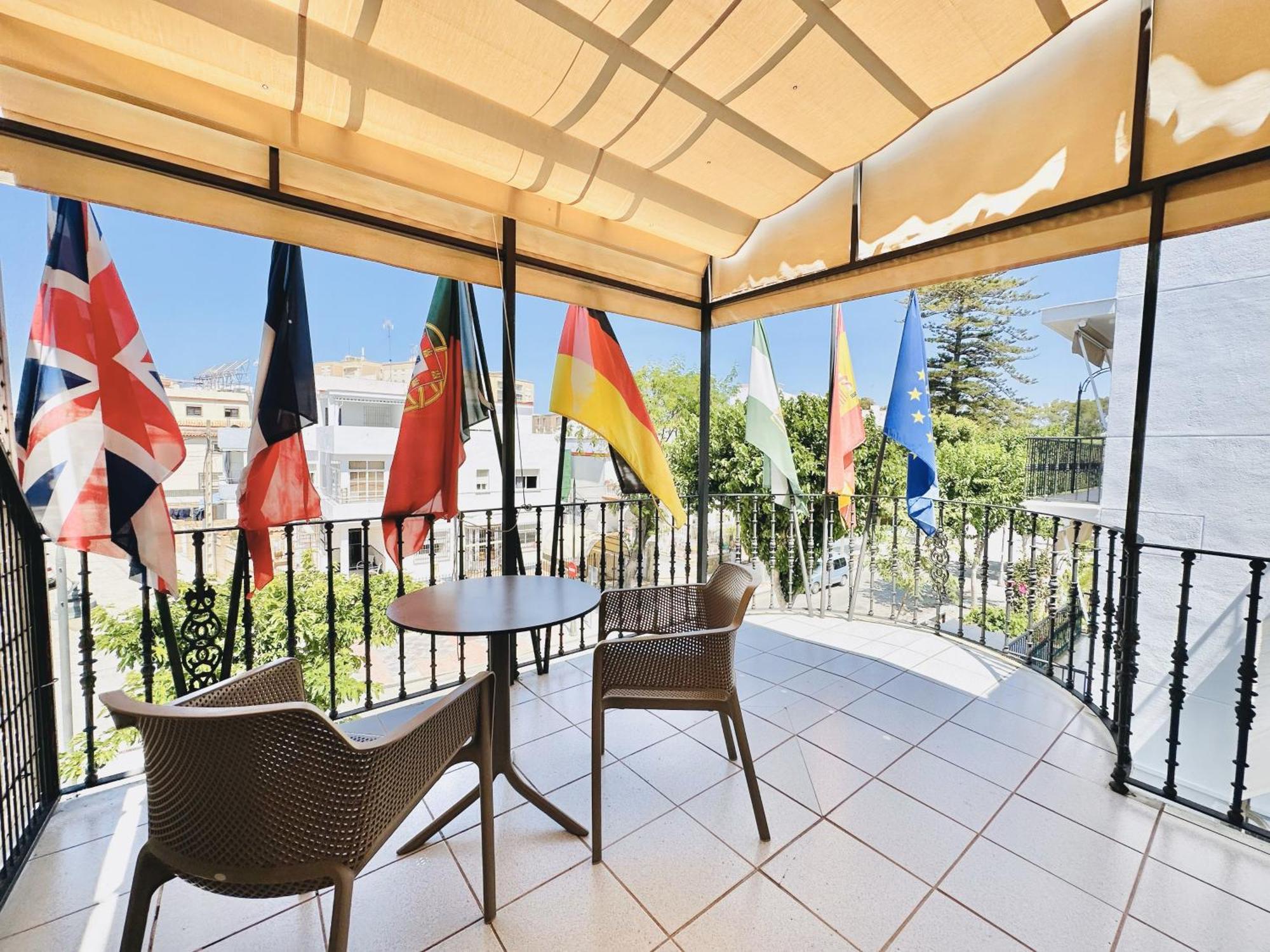 Apartamentos Turísticos Santo Rostro Chipiona Exterior foto