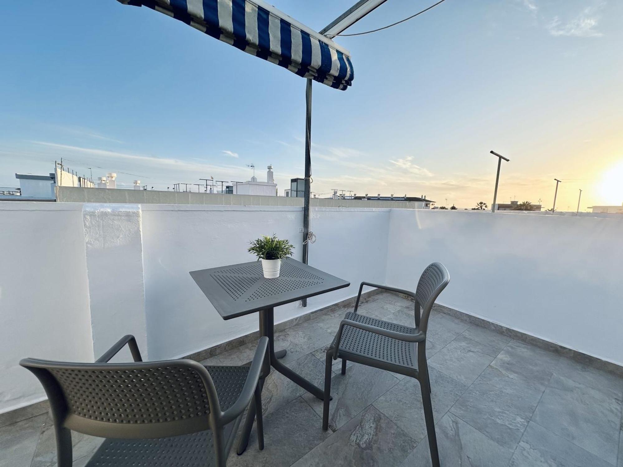 Apartamentos Turísticos Santo Rostro Chipiona Exterior foto